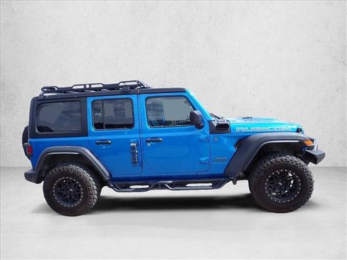 Used 2024 Jeep Wrangler Unlimited AWD/4WD image 3