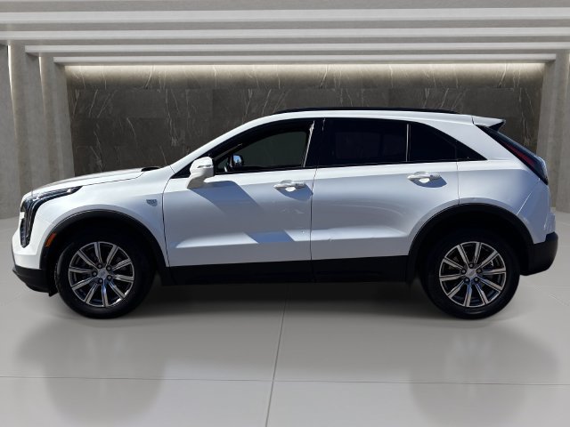 Used 2022 Cadillac XT4 Sport FWD image 2