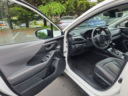 Certified 2025 Subaru Crosstrek 2.5i Limited w/ Crosstrek Mirror Package AWD/4WD image 7