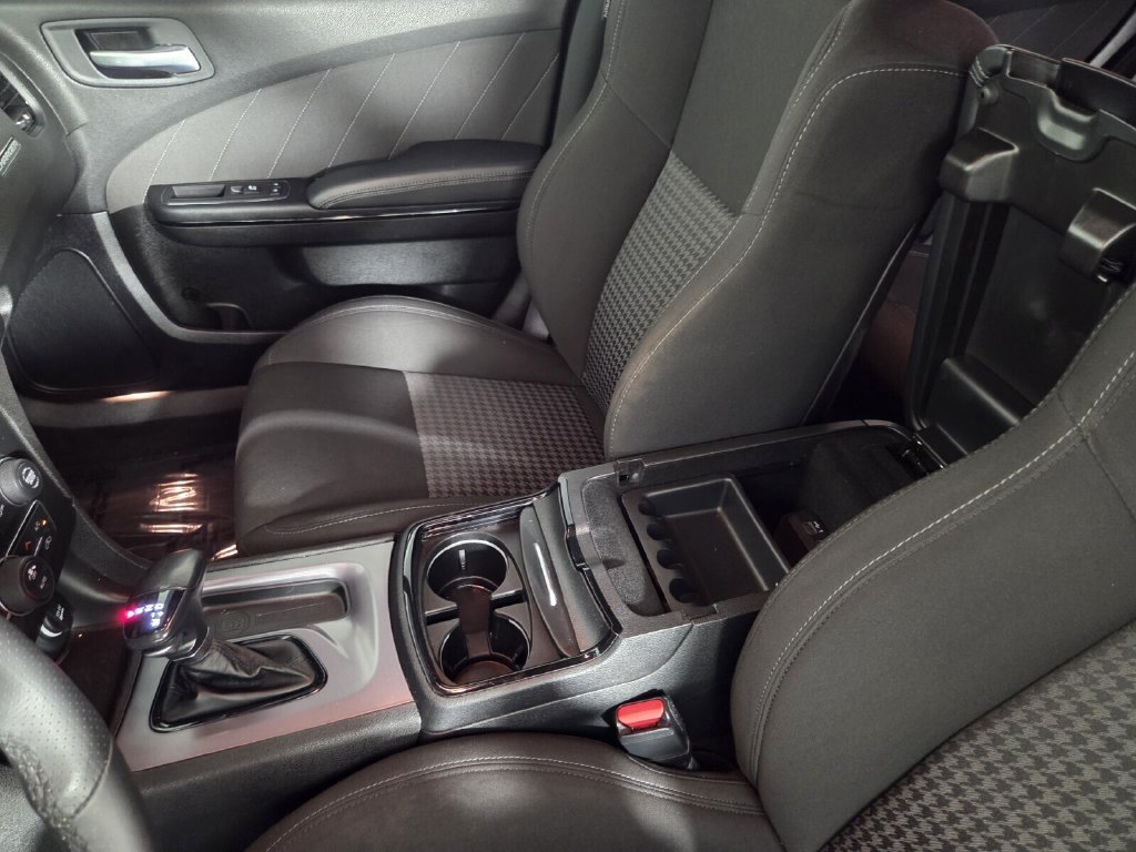 Used 2023 Dodge Charger R/T w/ Blacktop Package RWD image 21