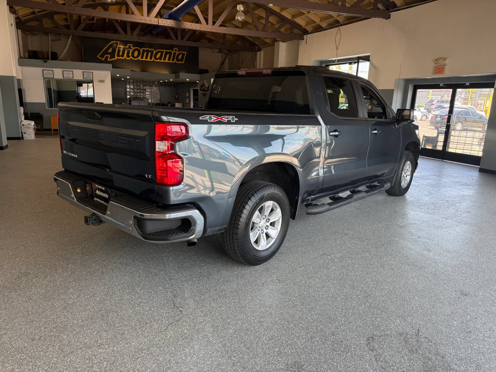 Used 2020 Chevrolet Silverado 1500 LT w/ All-Star Edition AWD/4WD image 7