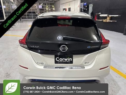 Used 2018 Nissan Leaf SV w/ SV Technology Package FWD image 8