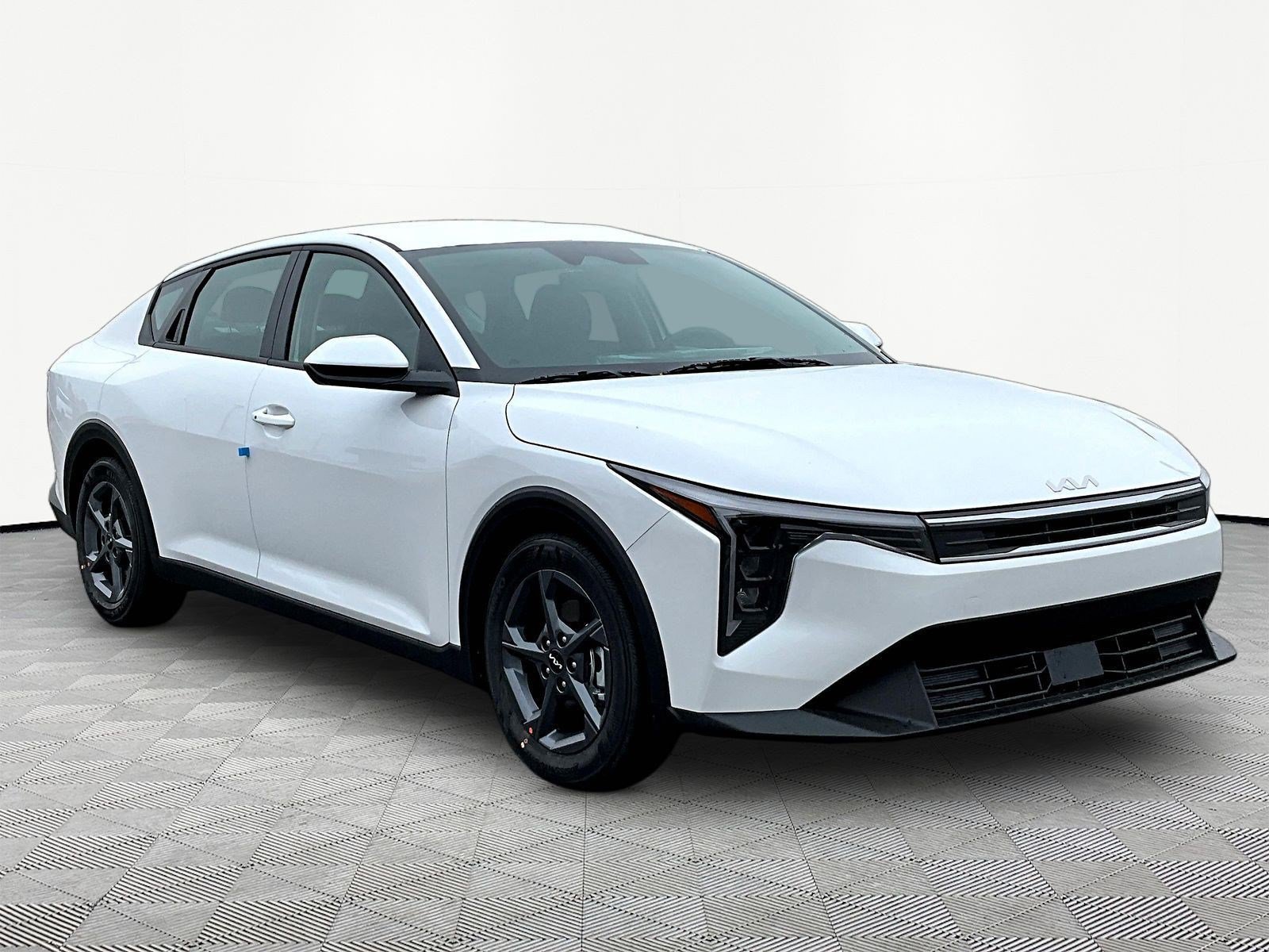 New 2027 Kia K4 FWD image 3