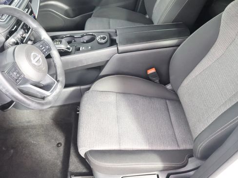 Used 2022 Nissan Rogue S AWD/4WD image 26