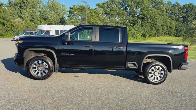 Used 2025 Chevrolet Silverado 2500 Custom w/ Snow Plow Prep/Camper Package AWD/4WD image 5