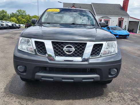 Used 2012 Nissan Frontier SV w/ SV Premium Utility Pkg image 4