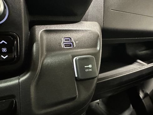 Used 2025 RAM ProMaster 2500 w/ Convenience Group FWD image 27