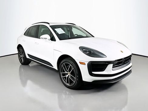 New 2025 Porsche Macan AWD/4WD image 7