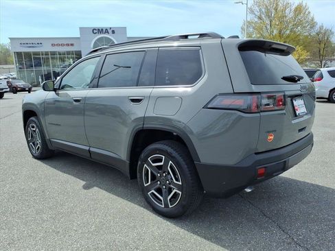 New 2026 Jeep Cherokee Limited image 7