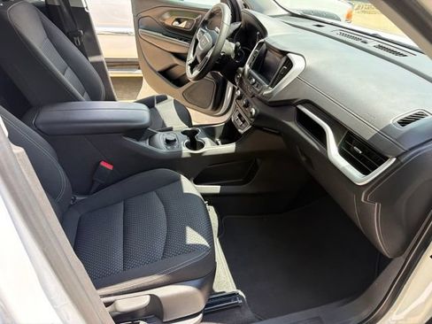 Used 2023 GMC Terrain SLE w/ Driver Convenience Package AWD/4WD image 24