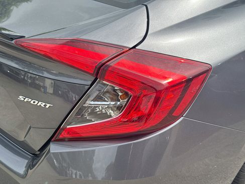 Used 2019 Honda Civic Sport image 26