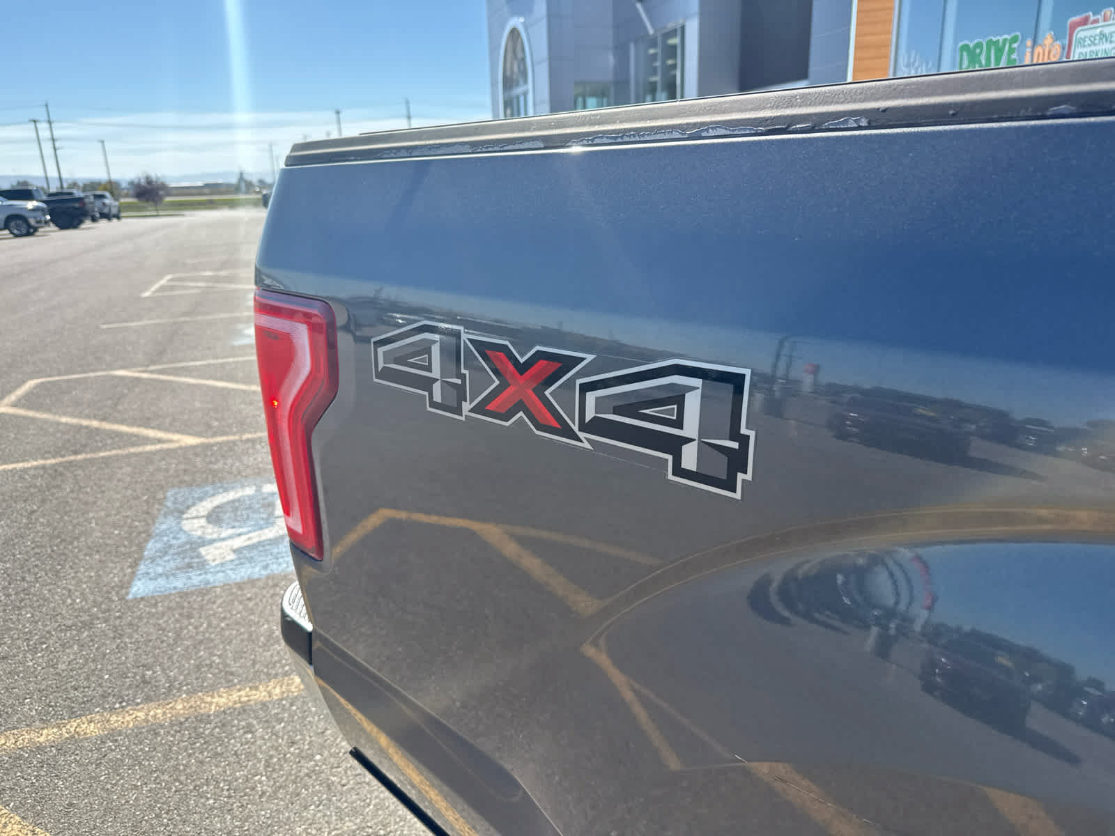 Used 2016 Ford F150 XLT AWD/4WD image 18