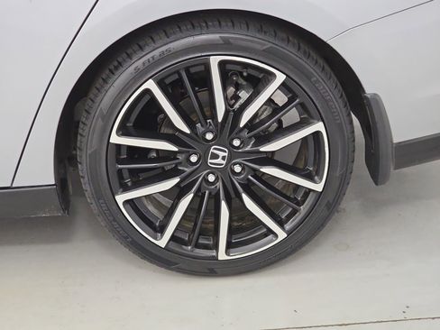 Used 2023 Honda Accord Touring image 33