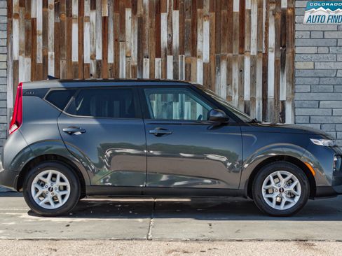 Used 2022 Kia Soul LX w/ Technology Package FWD image 8