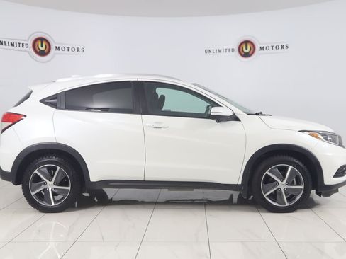 Used 2022 Honda HR-V EX image 2