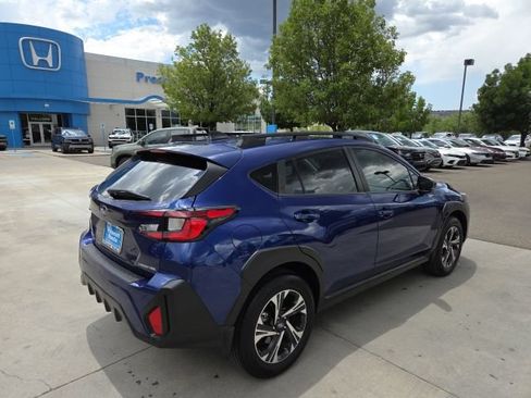 Used 2024 Subaru Crosstrek 2.0i Premium AWD/4WD image 5