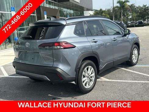 Used 2026 Toyota Corolla Cross LE w/ Moonroof Package FWD image 9
