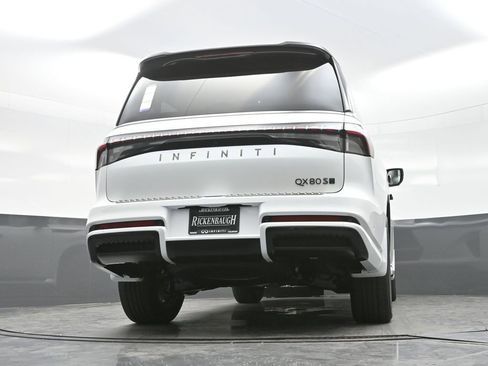 New 2026 INFINITI QX80 4WD w/ Sport Exterior Package image 24