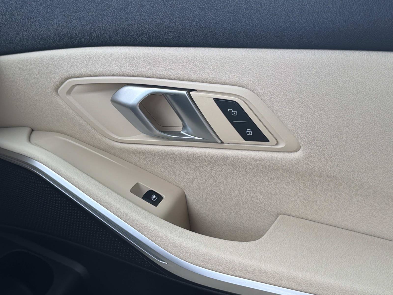 Certified 2026 BMW 330i Sedan w/ Convenience Package RWD image 20