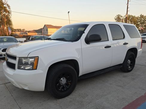 Used 2012 Chevrolet Tahoe 2WD image 2