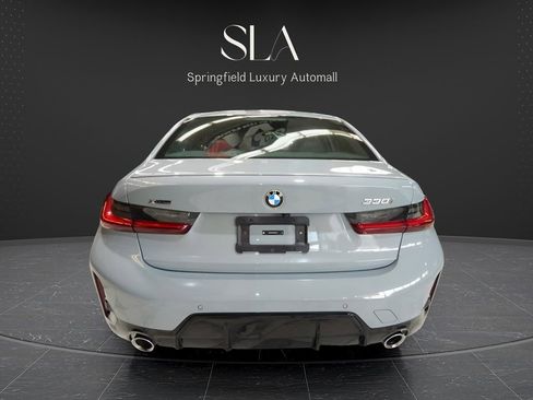 Used 2024 BMW 330i xDrive Sedan w/ Premium Package image 4