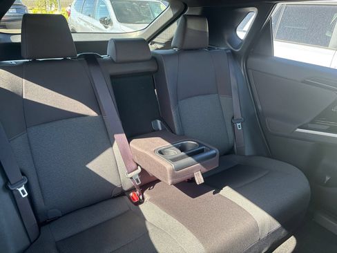Used 2025 Subaru Solterra w/ Premium Package AWD/4WD image 18
