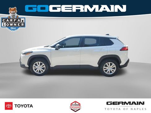 Used 2024 Toyota Corolla Cross L FWD image 12