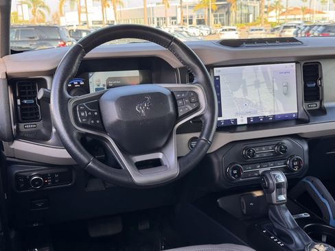 Certified 2023 Ford Bronco Wildtrak image 28