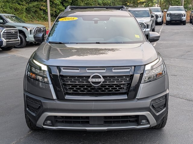 Used 2025 Nissan Pathfinder Rock Creek AWD/4WD image 2