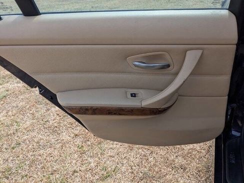 Used 2007 BMW 328xi Sedan image 26