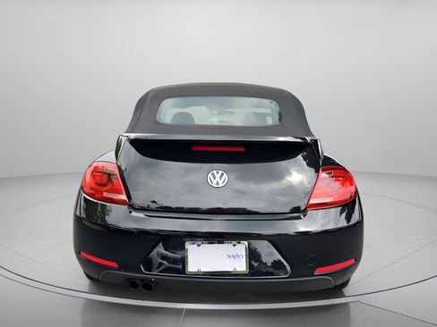 Used 2015 Volkswagen Beetle 1.8T FWD image 4