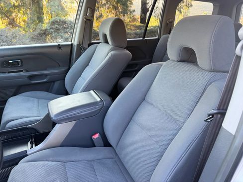 Used 2006 Honda Pilot EX image 11