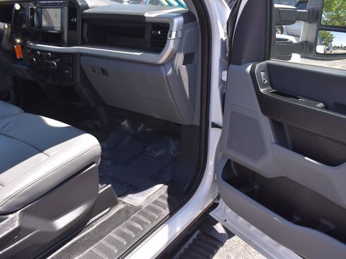Used 2024 Ford F250 XL w/ XL Driver Assist Package RWD image 15