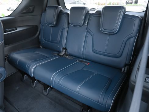 Certified 2026 INFINITI QX80 4WD w/ Sport Exterior Package image 43