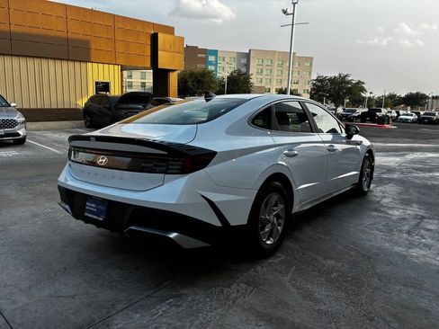 Certified 2026 Hyundai Sonata SE FWD image 5