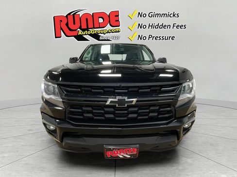 Used 2022 Chevrolet Colorado LT w/ LT Convenience Package AWD/4WD image 9