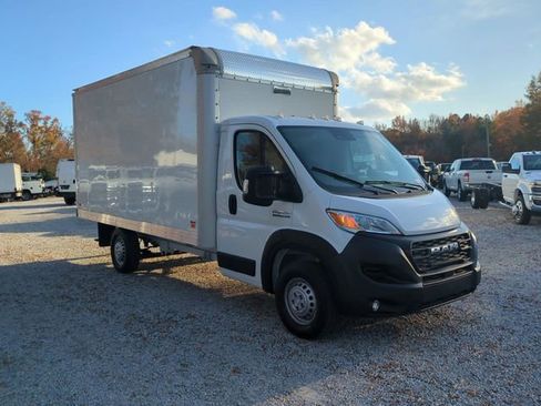 New 2024 RAM ProMaster 3500 w/ Convenience Group image 7