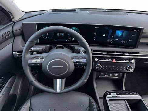 New 2026 Hyundai Tucson Limited AWD/4WD image 17