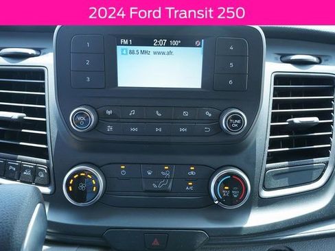 New 2024 Ford Transit 250 148 Medium Roof RWD image 15