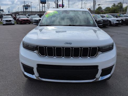 Used 2021 Jeep Grand Cherokee L Limited w/ Trailer Tow Package AWD/4WD image 3