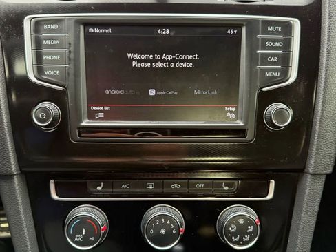 Used 2016 Volkswagen GTI SE w/ Lighting Package (SEL) image 23