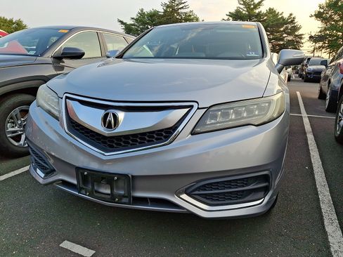 Used 2017 Acura RDX AWD w/ Technology Package image 2