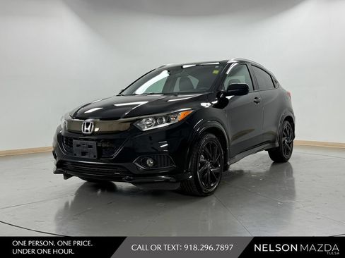 Used 2022 Honda HR-V Sport image 1
