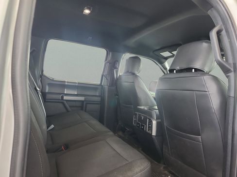 Used 2019 Ford F150 XLT w/ Equipment Group 302A Luxury AWD/4WD image 18
