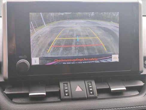 Used 2023 Toyota RAV4 XLE Premium image 14