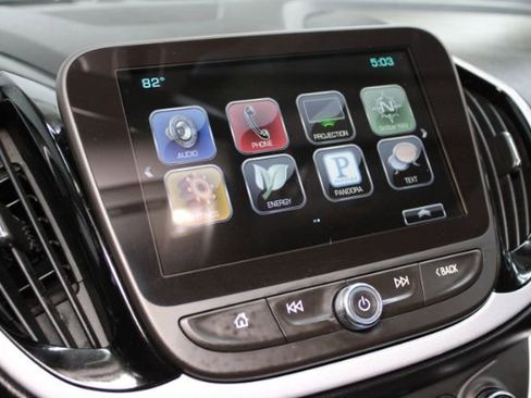 Used 2016 Chevrolet Volt LT w/ Comfort Package image 16