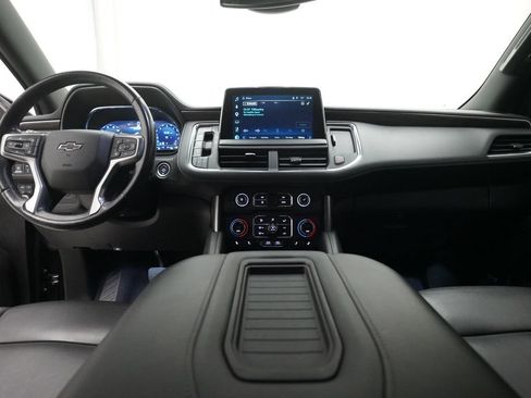 Used 2023 Chevrolet Suburban Z71 w/ Luxury Package AWD/4WD image 5