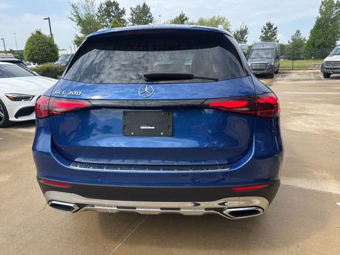 Used 2026 Mercedes-Benz GLC 300 image 5