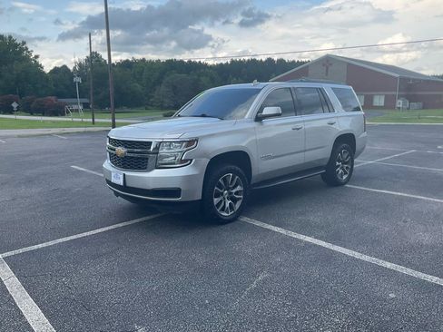 Used 2019 Chevrolet Tahoe LT AWD/4WD image 13