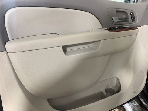 Used 2011 GMC Sierra 2500 SLT w/ SLT Convenience Package image 26